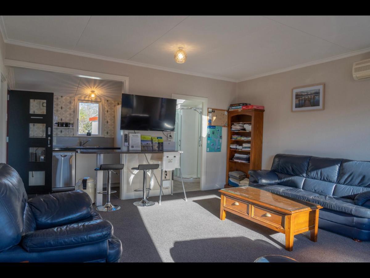 Te Anau Holiday Home - Free Wifi - Free Bikes & Kayaks - Short Walk To Lake & Town - Top Views Dış mekan fotoğraf